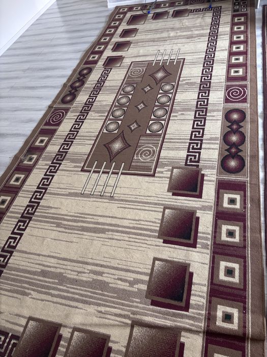 Продаются ковры 10-15 тысячи тенге