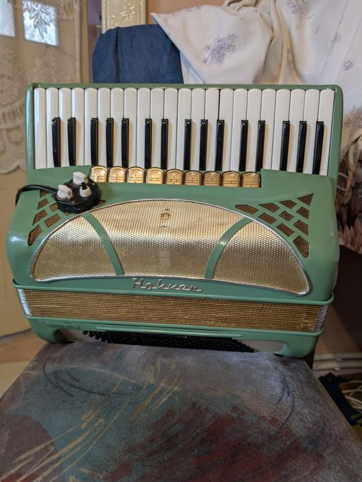 Acordeon Hohner Lucia IV P