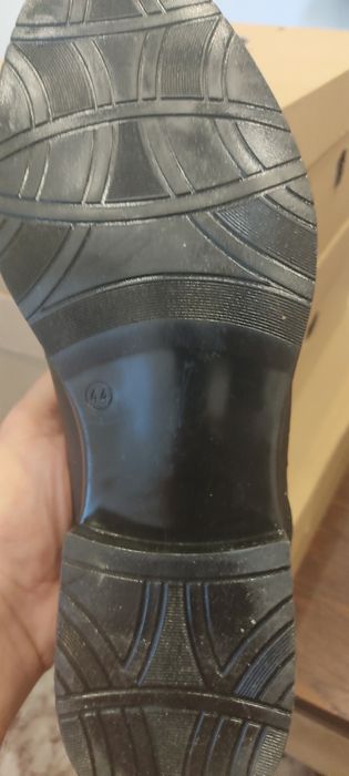 Обувки,боти, кубинки . Естествена кожа.