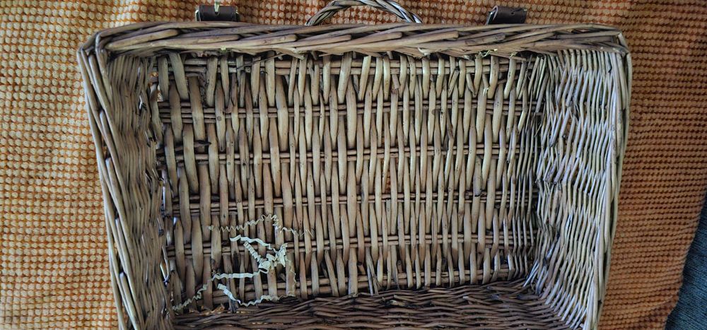 cos din nuiele depozitare diverse