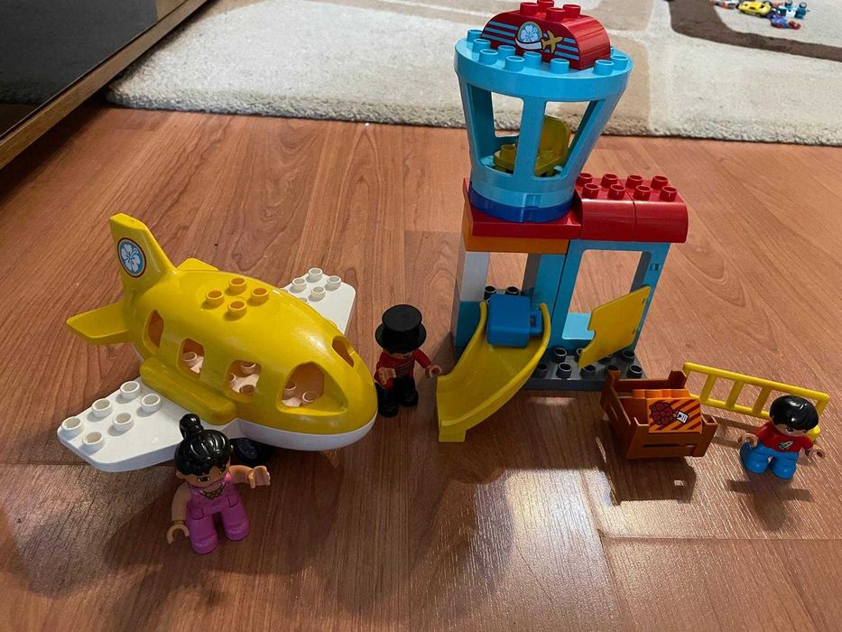 LEGO DUPLO Town - Aeroport 10871, 29 piese
