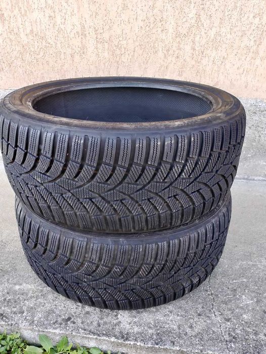 225/40/R18 iarna Toyo