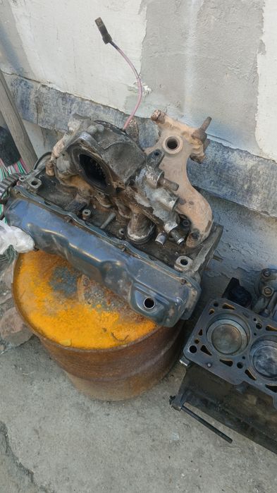 Двигатель Пассат 1.8