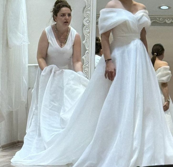 NOU cu eticheta! S/M/L- Rochie de mireasa/printesa din Turcia/Istambul