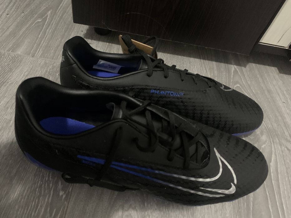 Pantofi sport cu cramponi originali noi