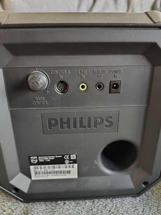 Subwoofer philips si boxa centrala