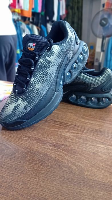 Adidasi originali de vânzare  en-gross