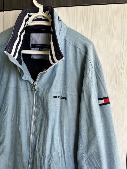 Яке Tommy hilfiger