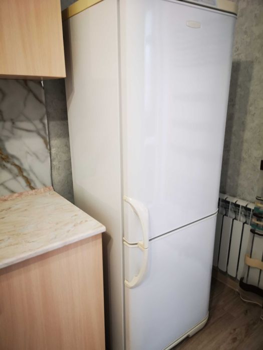 Продам холодильник Бирюса