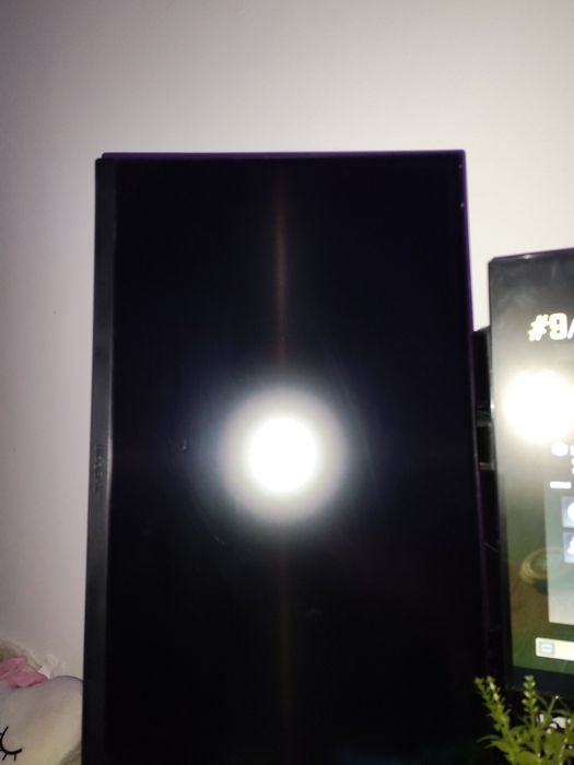 Vand monitor Ultragear de 144hz