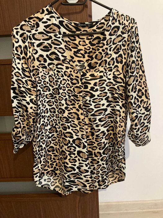 Cămașă animal print Stradivarius mărimea S