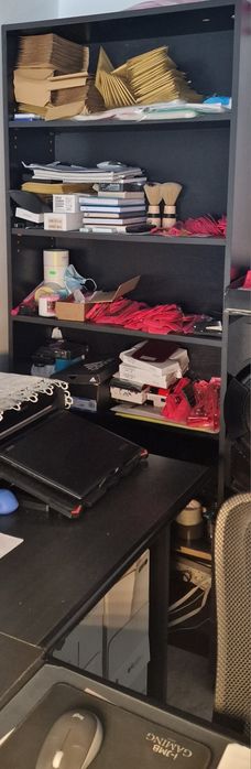 Mobila de birou  de vanzare