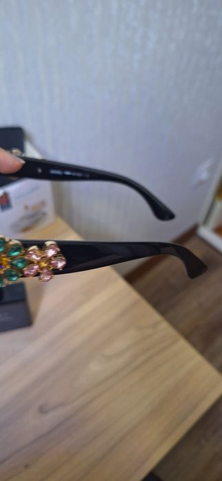 Солнцезащитные очки