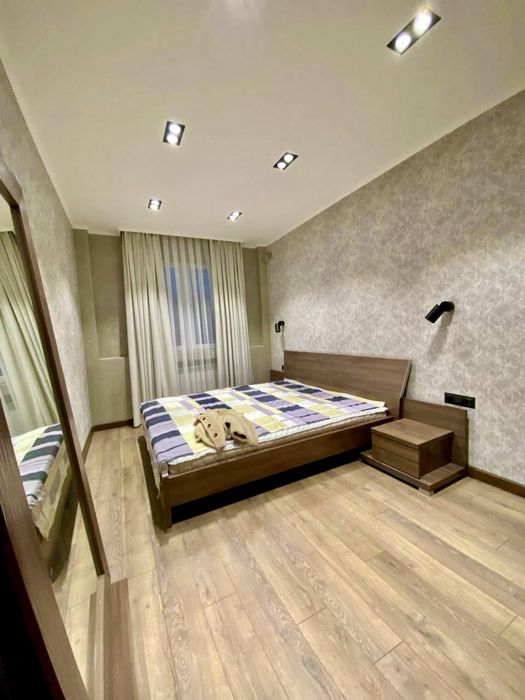 Продаю Квартира Новостройка 4/7/9 Ул.Шота Руставели Бобур ПАРК 100м2.