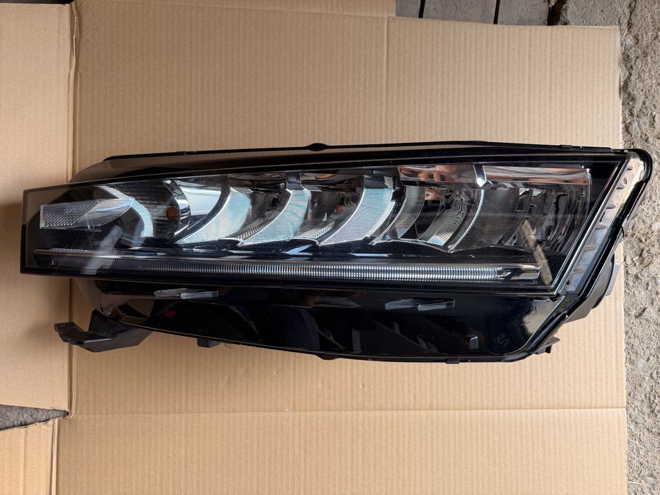 Far stanga Skoda octavia 4 led Europa