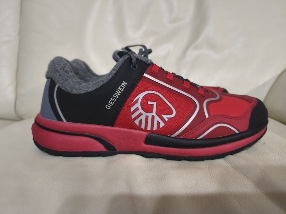 Adidas Nr 45 Giesswein Wool Cross X Men