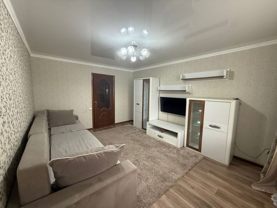 Продам 3 к.кв р-он 8 Мкр