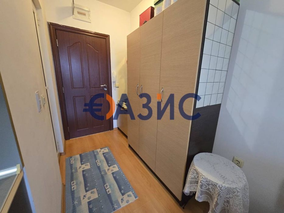 Продава се Двустаен апартамент в к.к. Слънчев бряг - 72 кв.м за 673 €/кв.м - Снимка #2