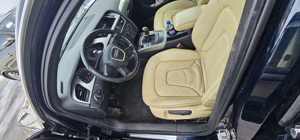 Dezmembrez/Dezmembrari Audi A4 B8 1.8 TFSI  Motor Bara  Capota Aripii