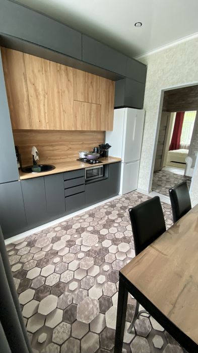 Продам 2 х ком кв в рабочем посёлке.