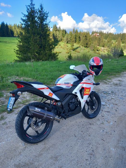 Honda cbr125 jc50