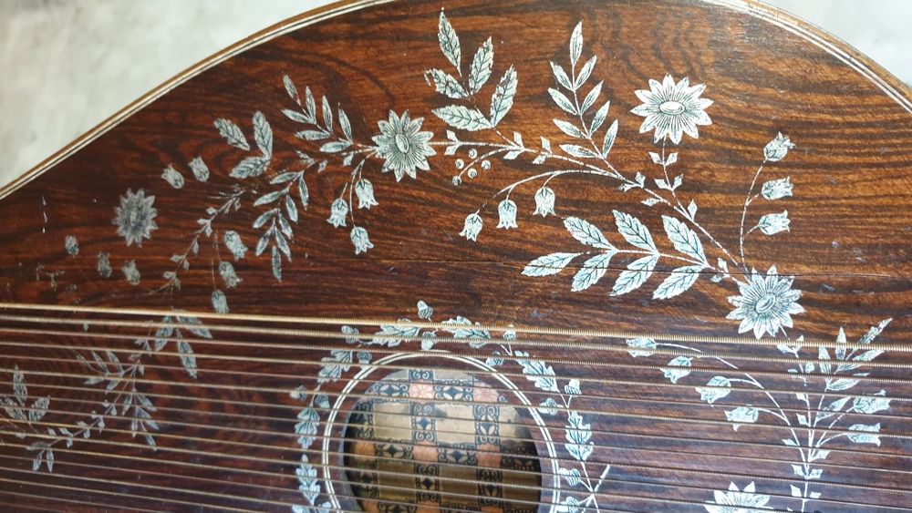 Немски музикален инструмент - цитра