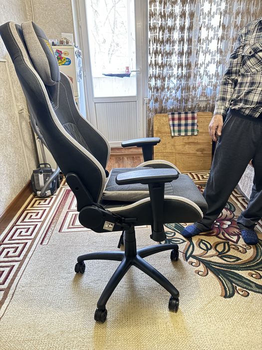 Игровое кресло Gamdias