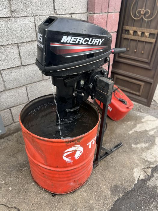 Лодочный мотор Mercury 15
