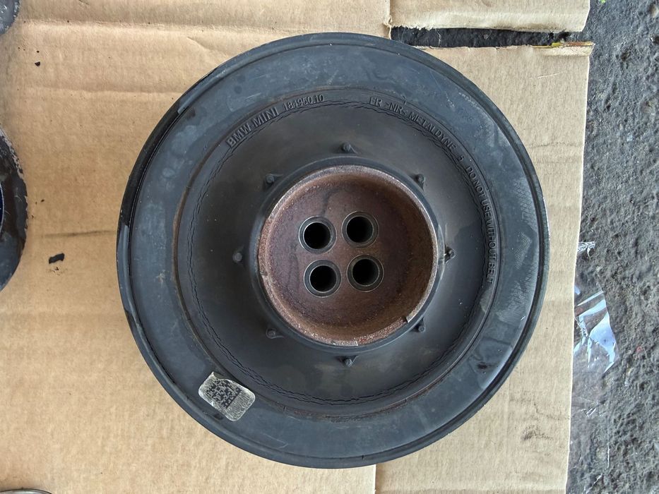 Fulie vibrochen / motor Originală MINI R56 etc (Motoare N47N) - Cod 11238511320