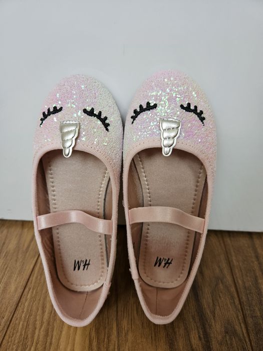 Рокля Zara размер 110 пантофи H&M 27