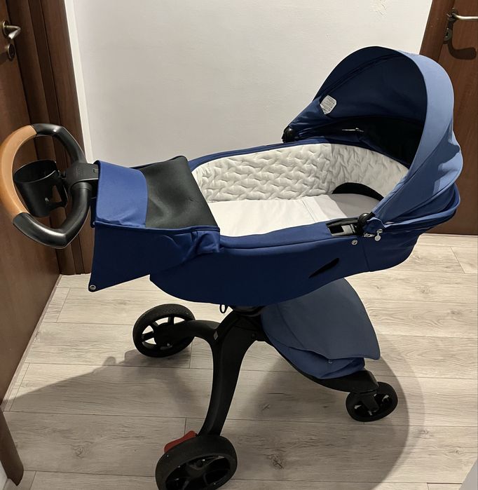 Vând Cărucior Stokke® Xplory X 2 în 1 – premium, sigur și confortabil