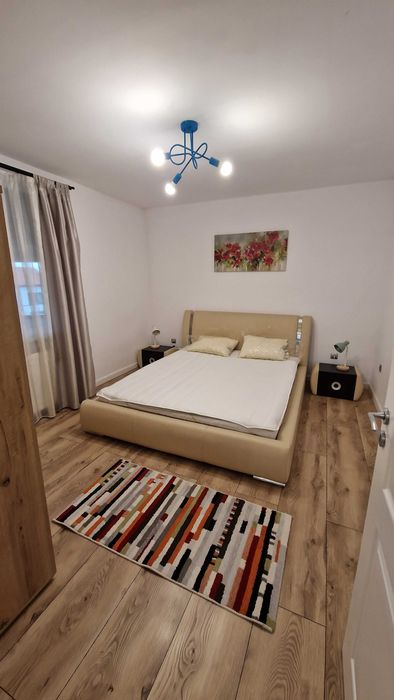Dau in chirie apartament doua camere zona Marul de Aur