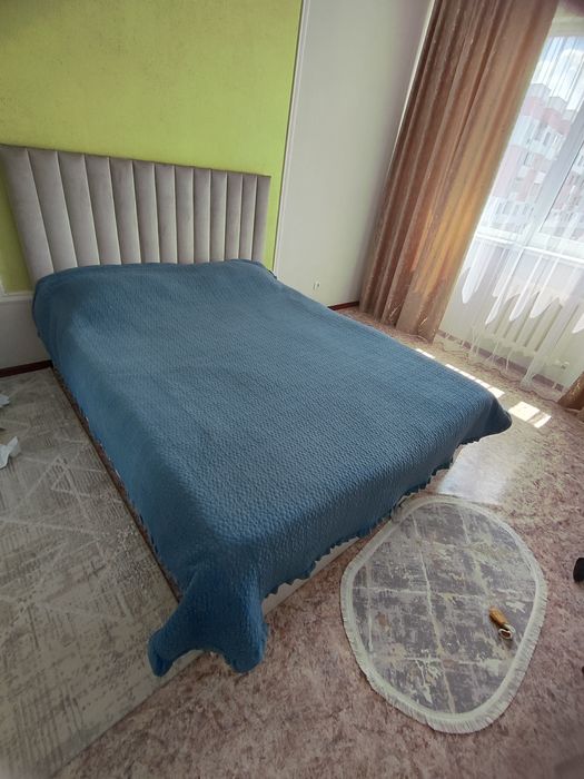 Продам покрывало для кровати.230/200.