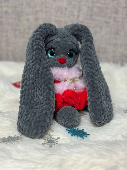 Плюшевая зайка ручной работы