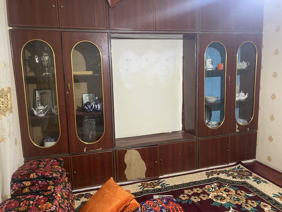 Mebell urtasiga telivizor ham manzara ham quysa boladi