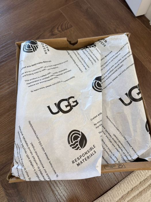 Продам уги UGG, рамер 39, цвет каштановый