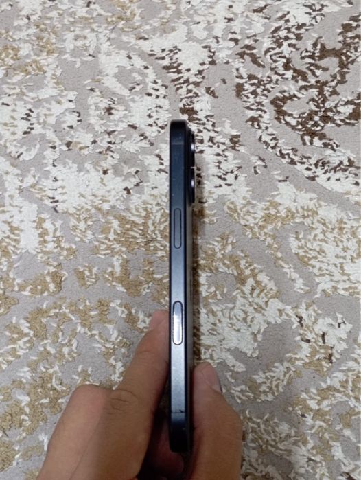 Iphone 16 в отличном состоянии