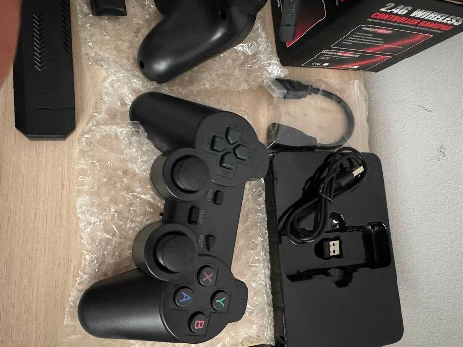 Consolă Retro Game Stick 4K 128GB — 2 Controllere Wireless, HDMI, Nouă