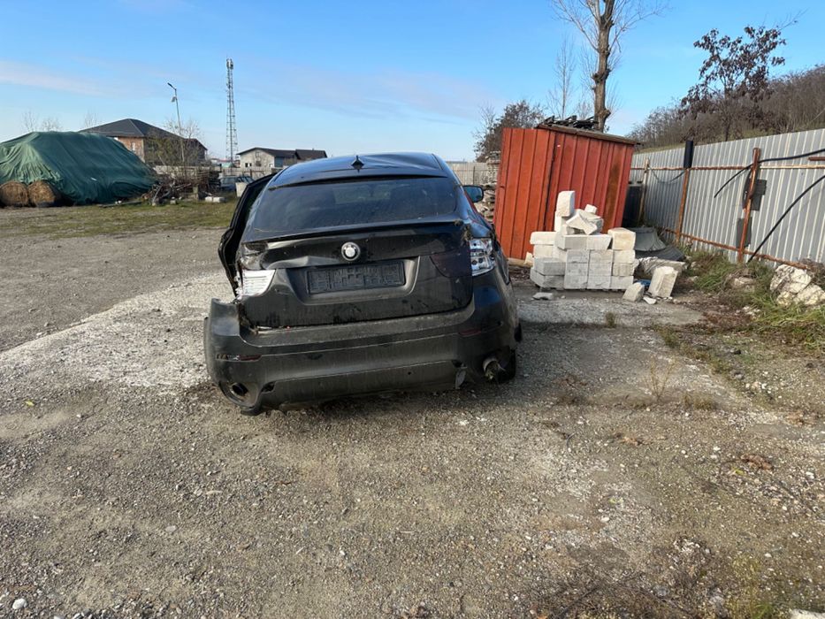 Dezmembrez x6 286 cp 3.0m57 capota faruri aripi bara motor cutie 6hp28