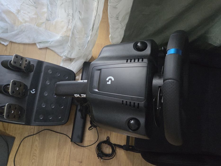 Volan logitech g923+ scaun playseat evolution ActiFit cockpit