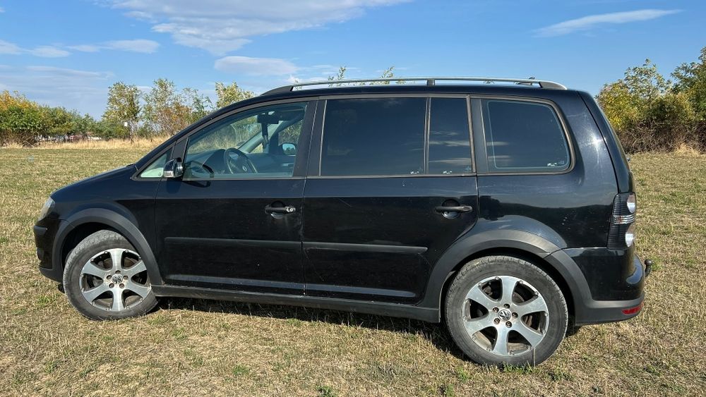 VOLKSWAGEN Touran 0 — imagine 2