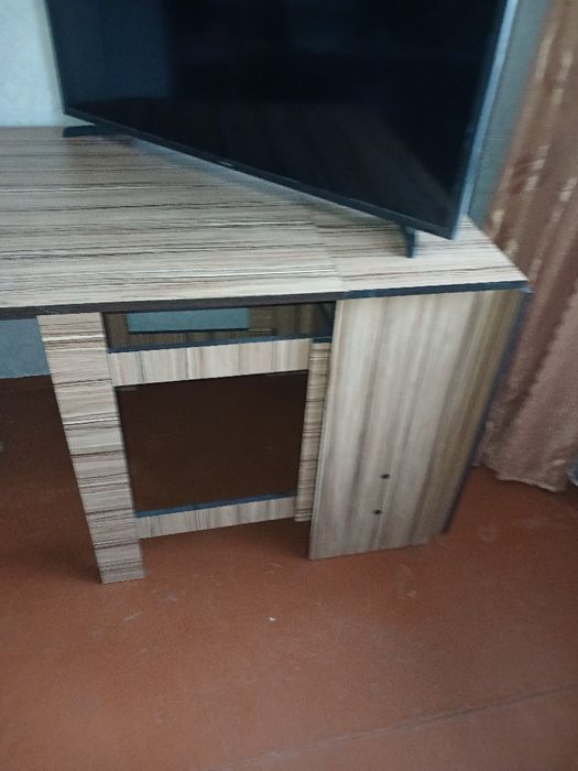 Продам стол,складнои.