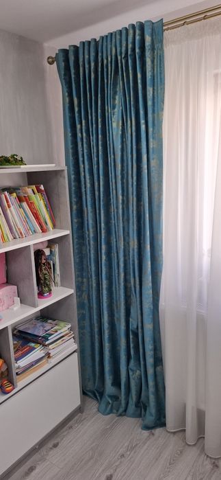Draperii cu insertii