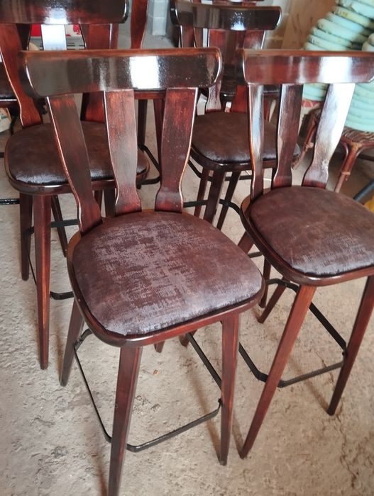 Дървени бар столове C24