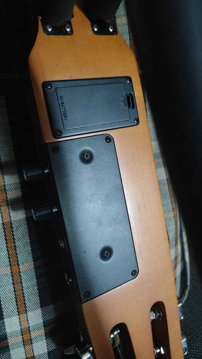 Vand Arrow Silent Guitar - chitara de calatorie