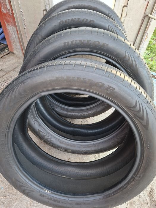 Продам шины 265/45/21 данлоп