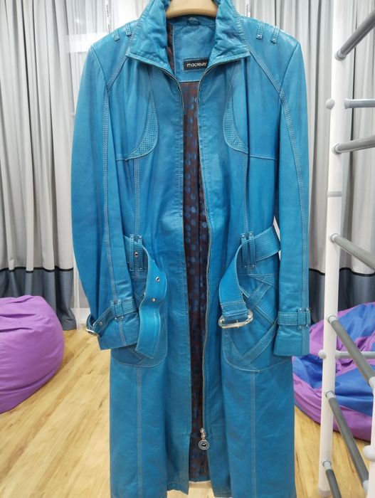 Кожаный плащ в хорошем состоянии