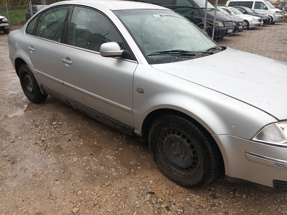 Пасат б 5.5,1.9 101 коня ,2003 На части