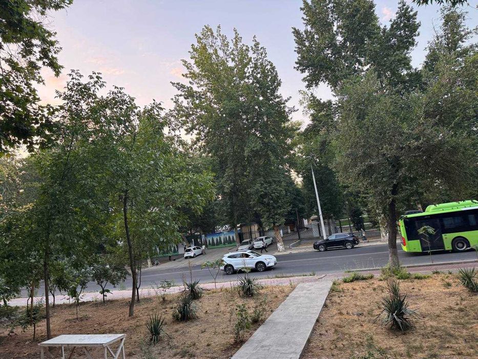 Ижарага Арендага берилади Чилонзор 14 квартал Жуковский 60м2