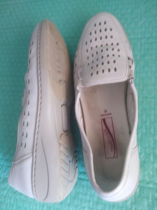 Pantofi barbati de vara, decupati cu gaurele, foarte eleganti si comoz